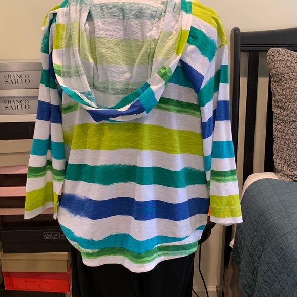 NWT Calvin Klein Performance Quick Dry Hooded Quarter Sleeve Striped Top - Picture 2 of 5